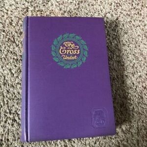 THE CROSS (KRISTIN LAVRANSDATTER) Vintage